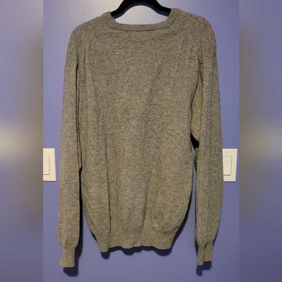 Zara Sweater - Picture 3 of 3